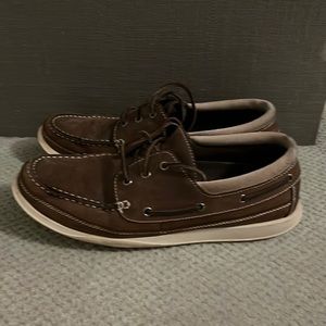 Land’s End topsides with plenty of life left.  Men’s size 10D. Look!!